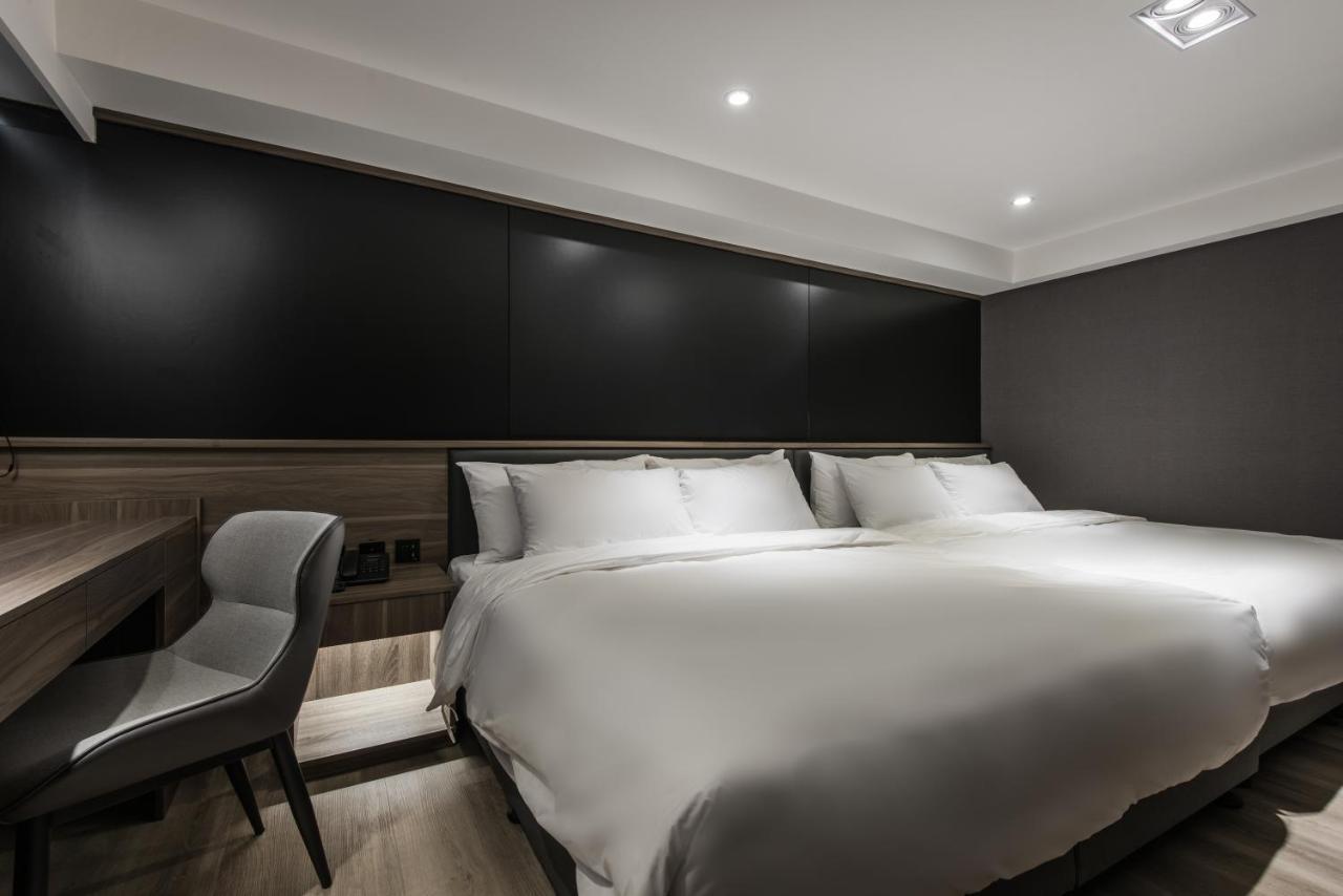 Autumn Willow Hotel Taizhong Zewnętrze zdjęcie