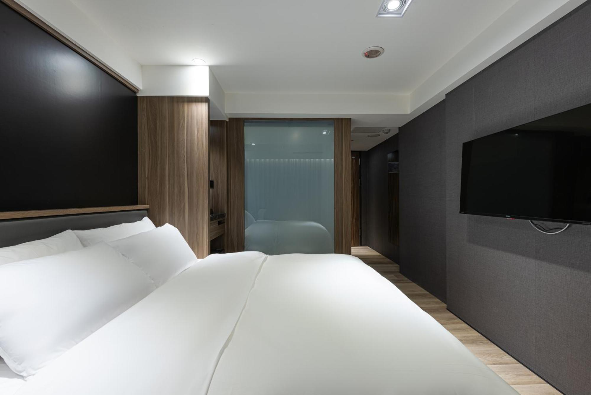 Autumn Willow Hotel Taizhong Zewnętrze zdjęcie