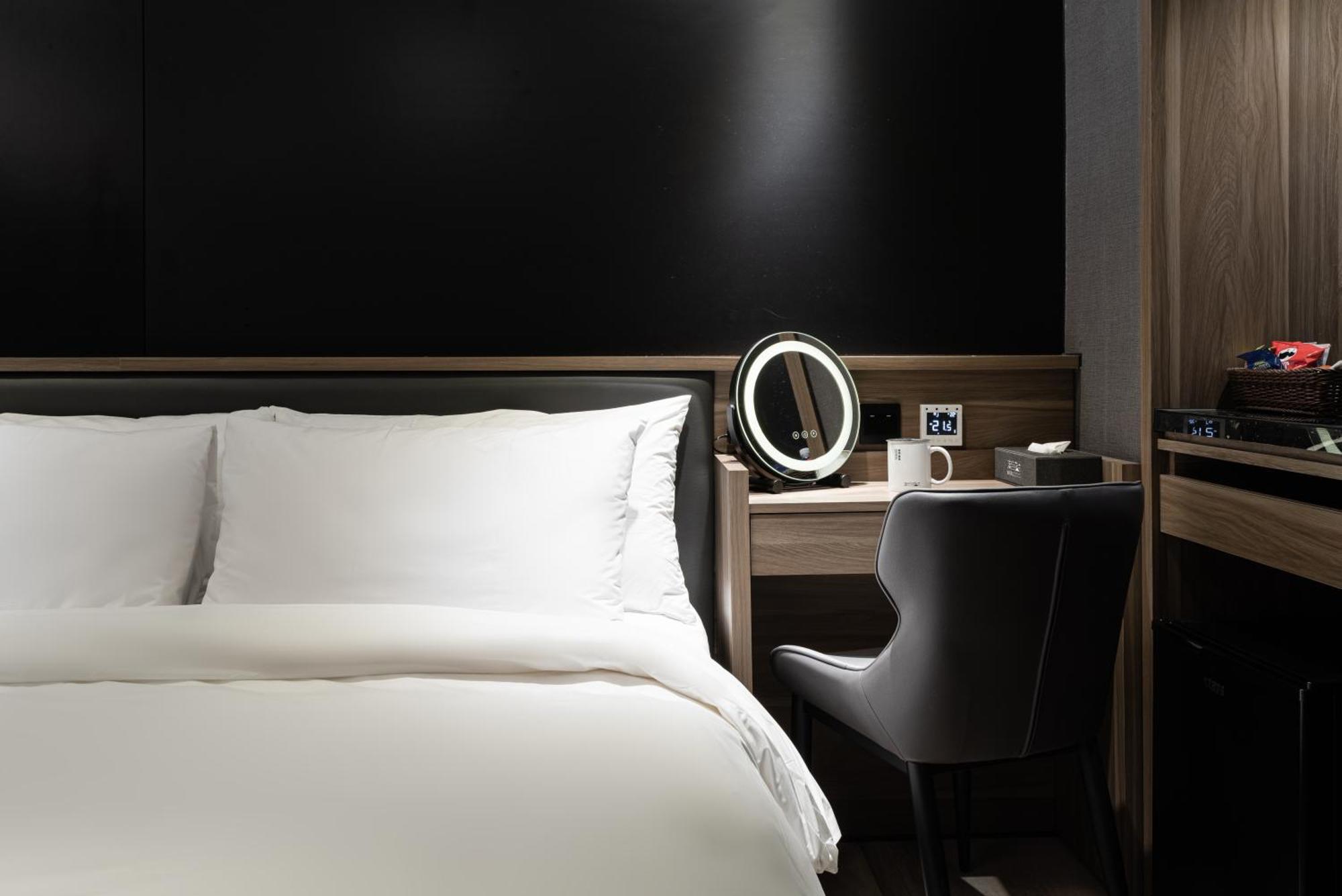 Autumn Willow Hotel Taizhong Zewnętrze zdjęcie
